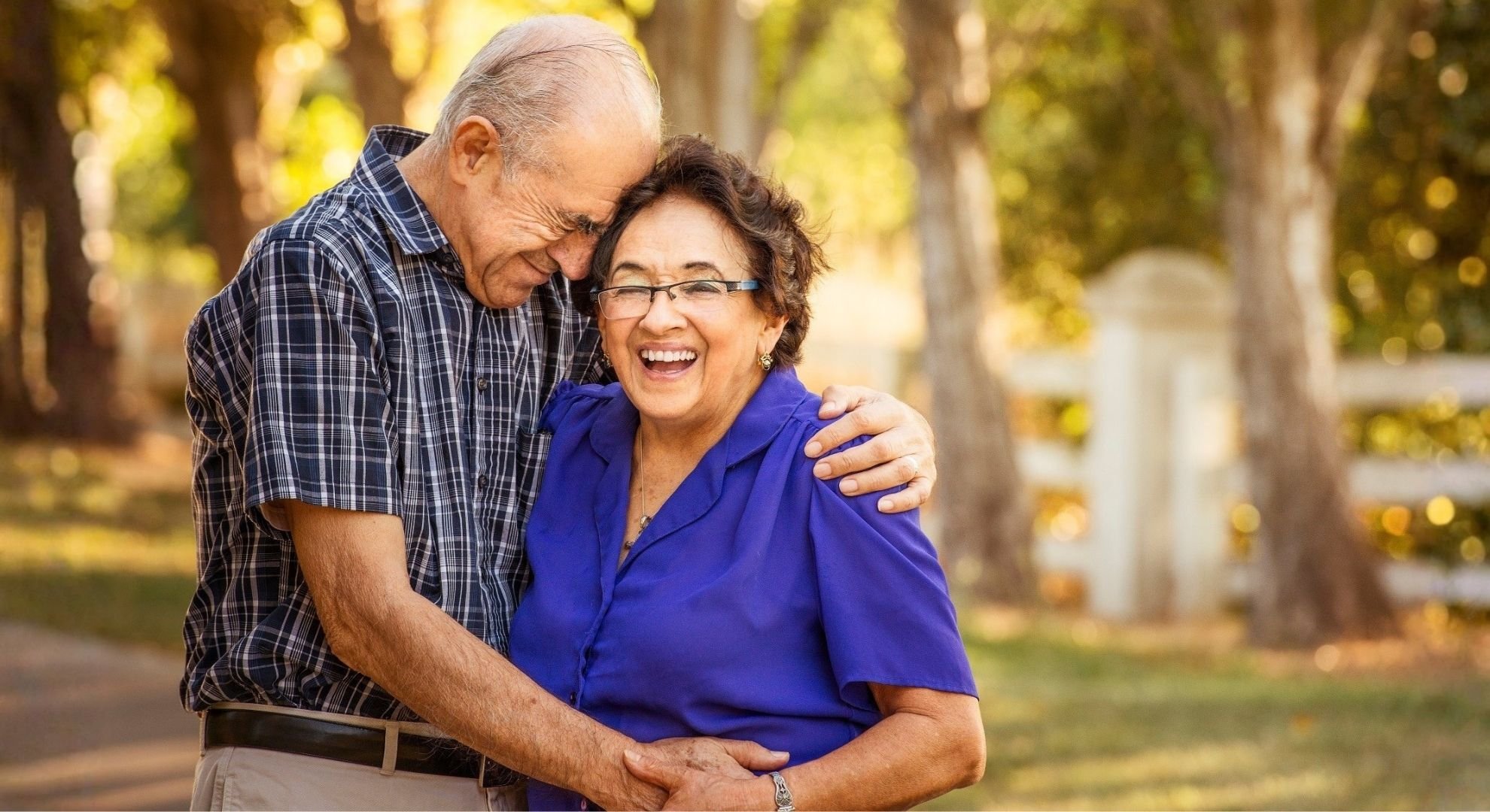 ALL - Happy hispanic couple 1920