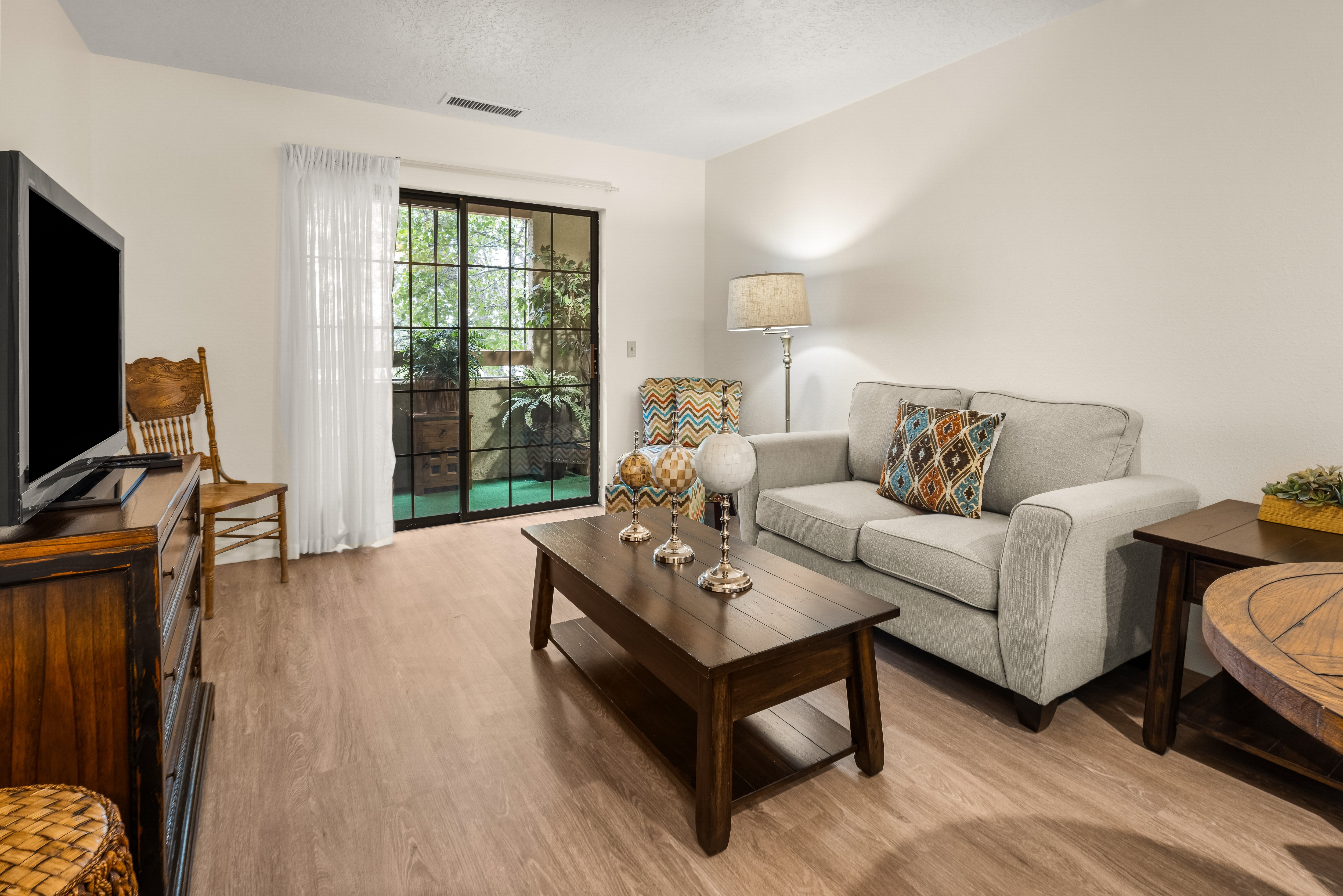 24-Marbella-Santa-Fe-044-NEW Model Living Room
