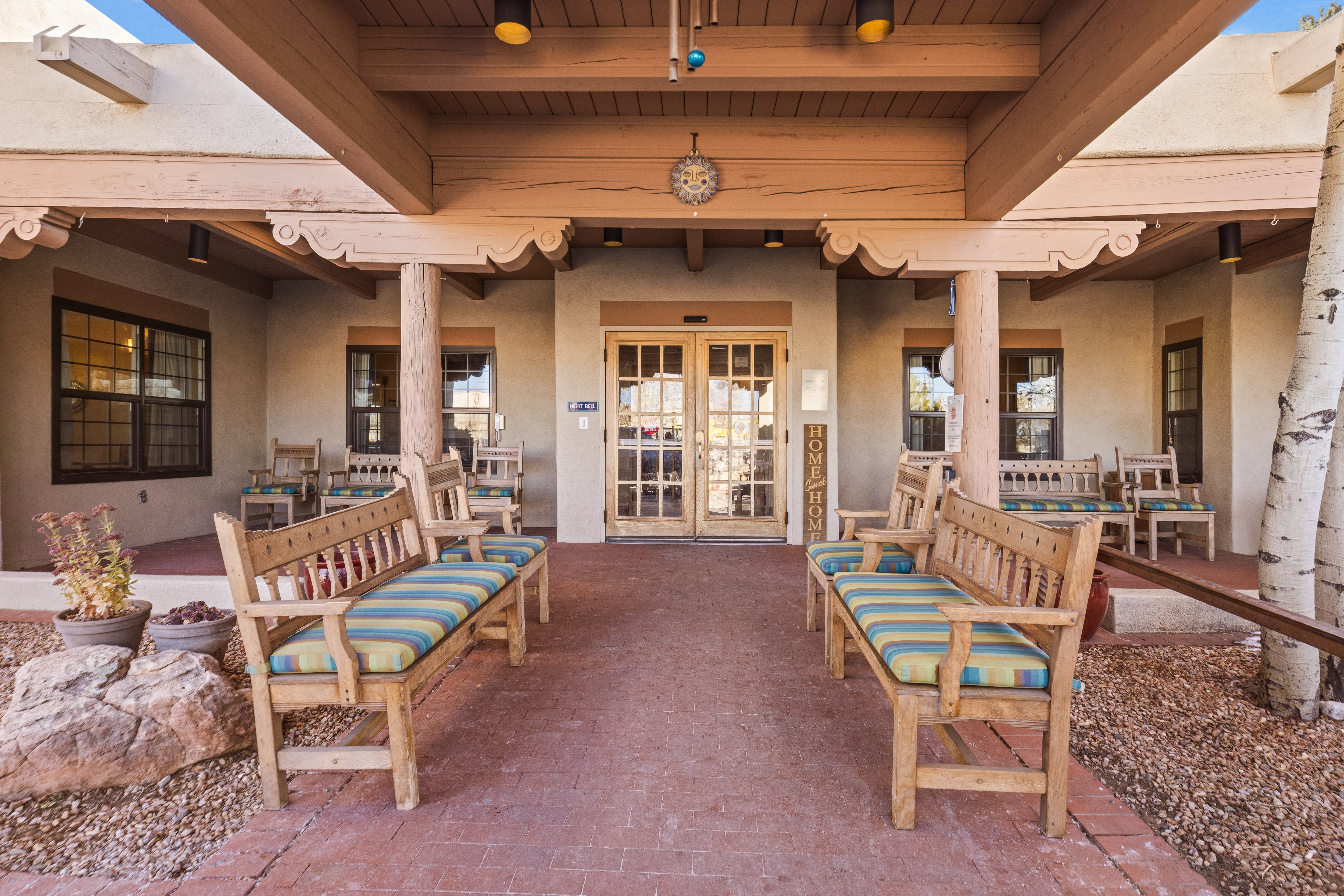 Santa-Fe-Outdoor Common Area-028